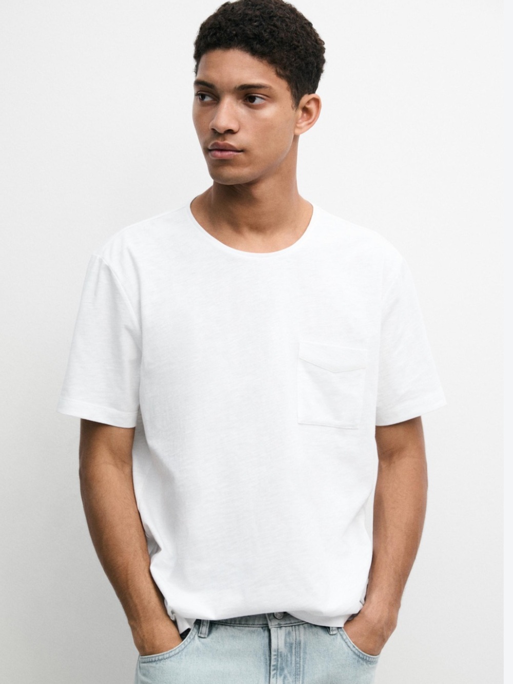 Massimo Dutti Men NWT SHORT SLEEVE T-SHIRT WITH POCKET DETAIL WHITE 0655/196
